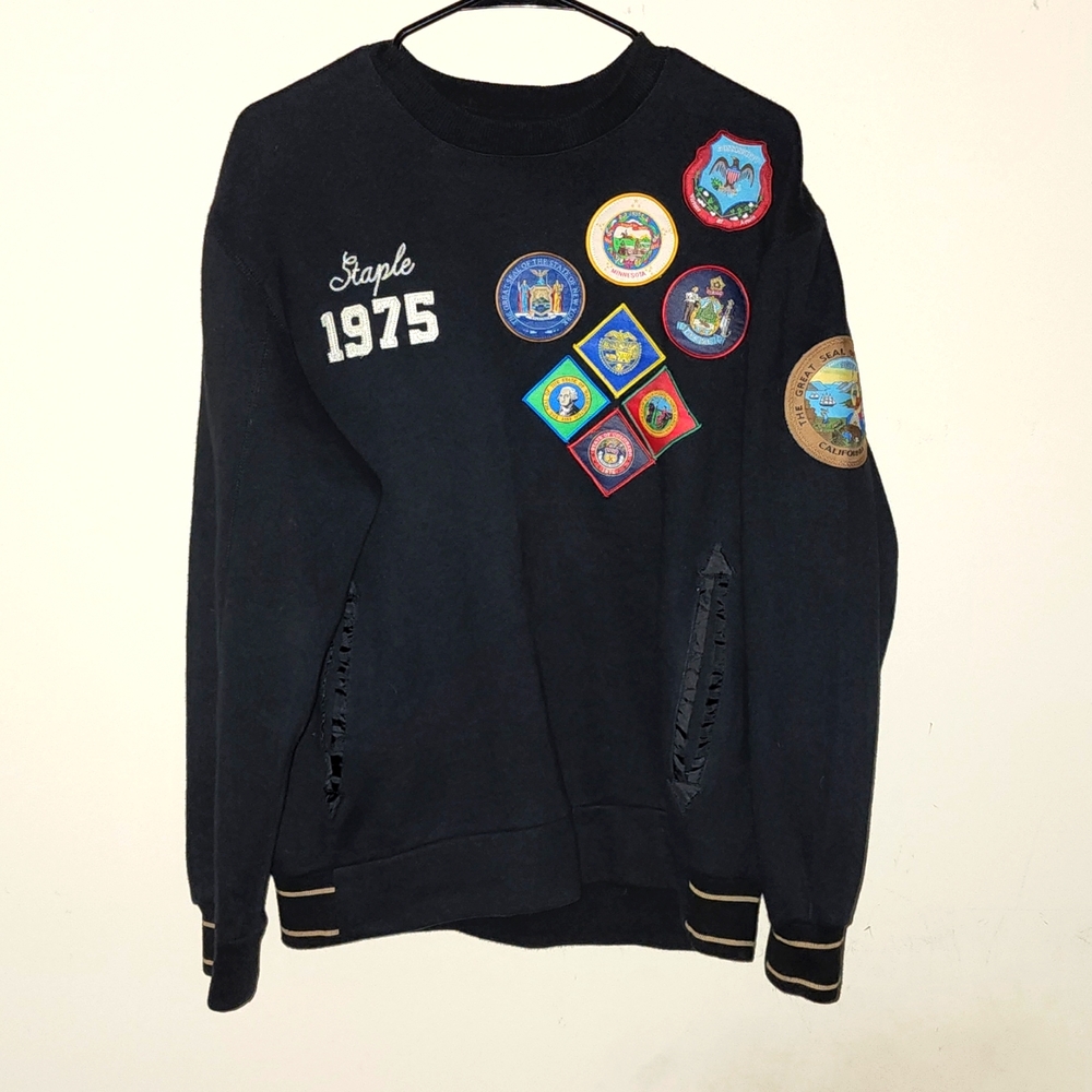 Staple Pullover